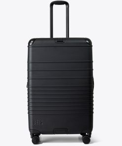 The Hybrid Check-In Roller in Black