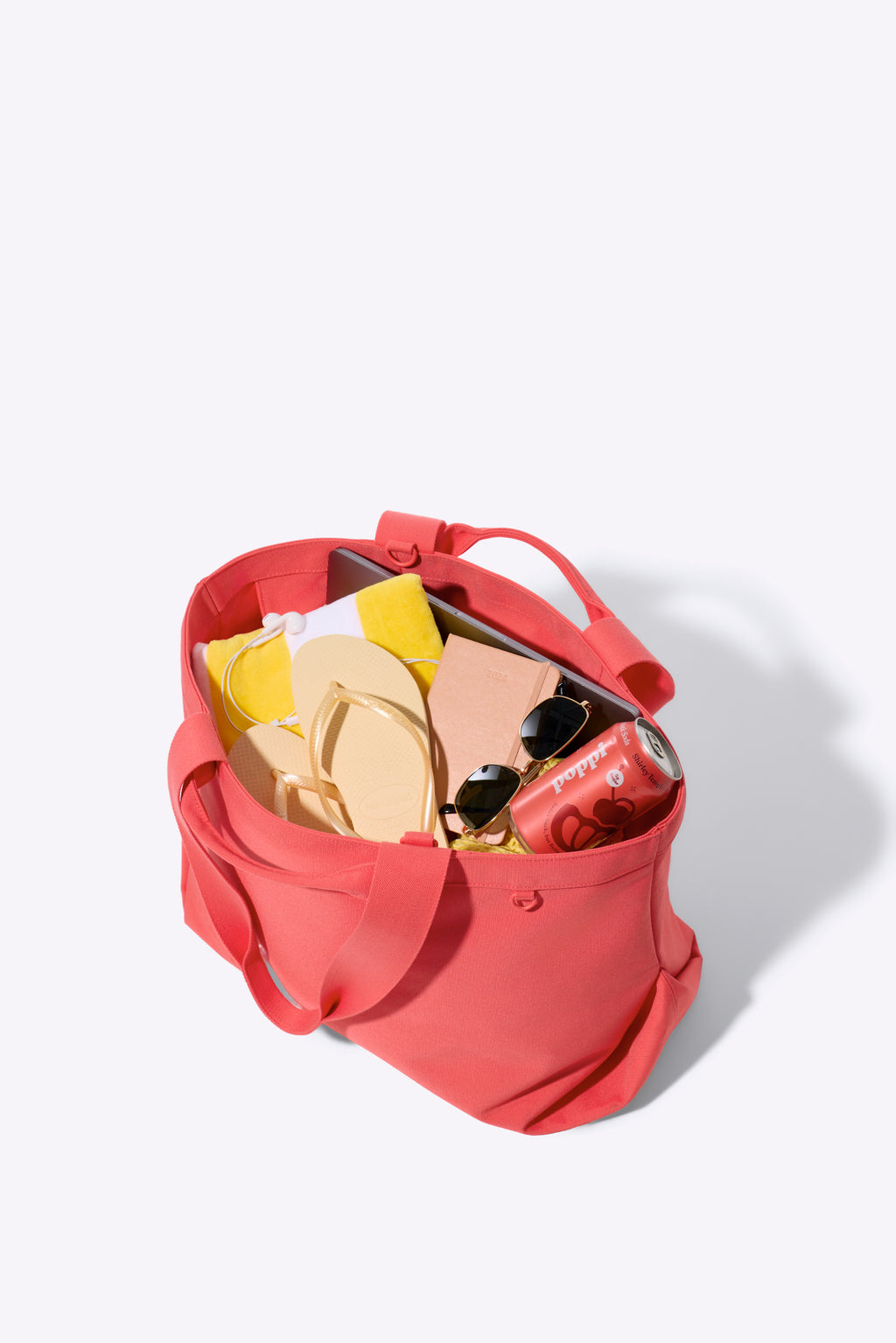 BEIS179501-TheBEISxpoppiTravelTote-FruitPunch-Details-0387_1024x.jpg