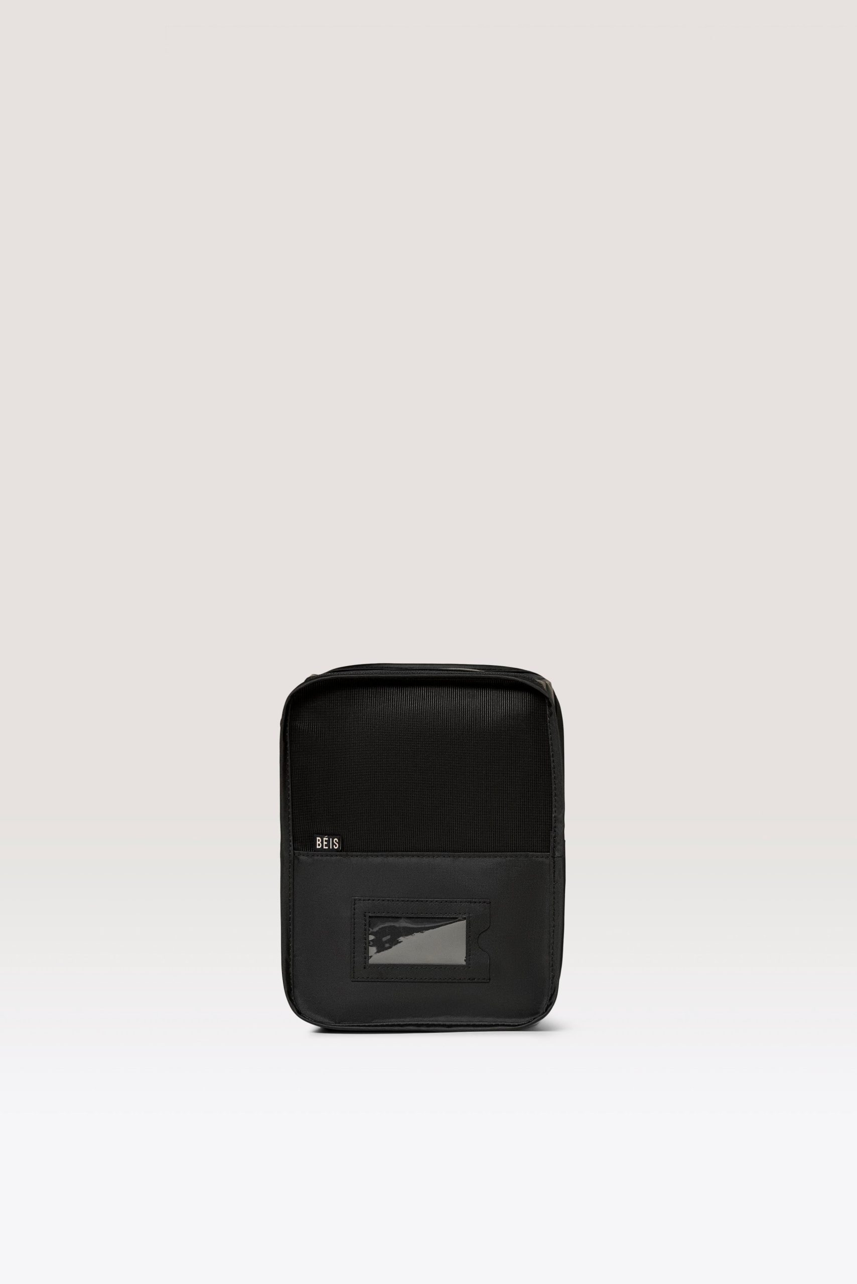 BEIS181801-ThePackingCubeMedium-Black-Product-0627_f0bffe1a-2e7b-4cb8-9521-2789a71fc943.jpg