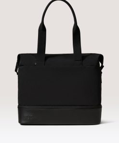 The Weekender in Black