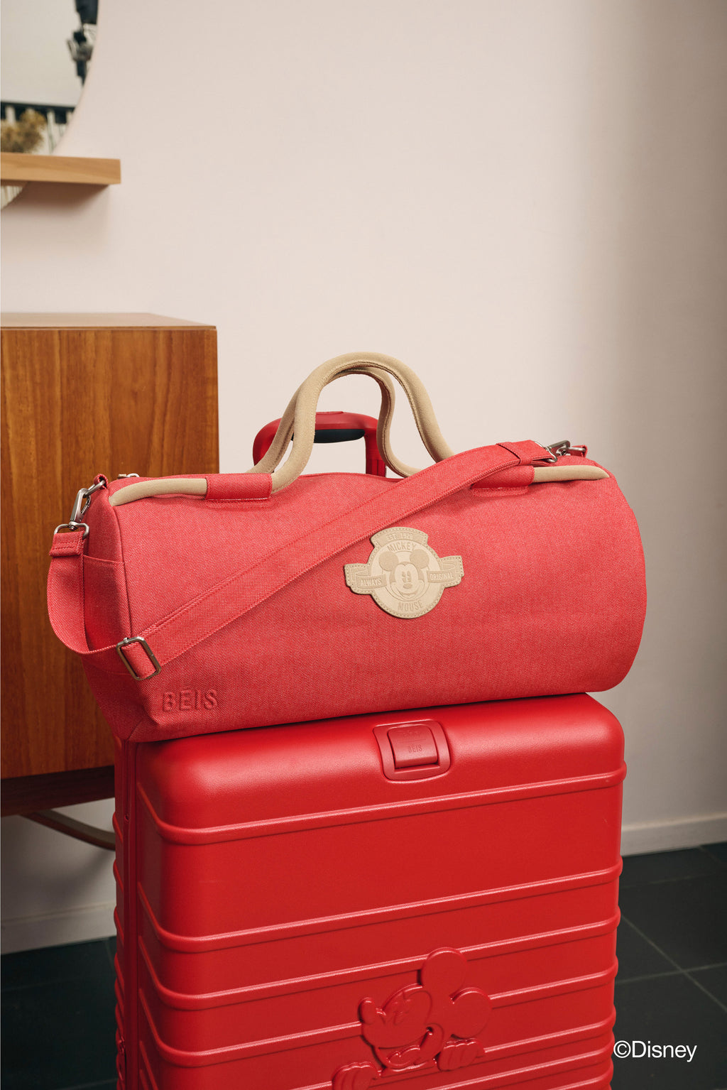 BEIS184701-T13heDisneySmallCarryOnRoller-MickeyMouseRed-Product-0026_1024x.jpg