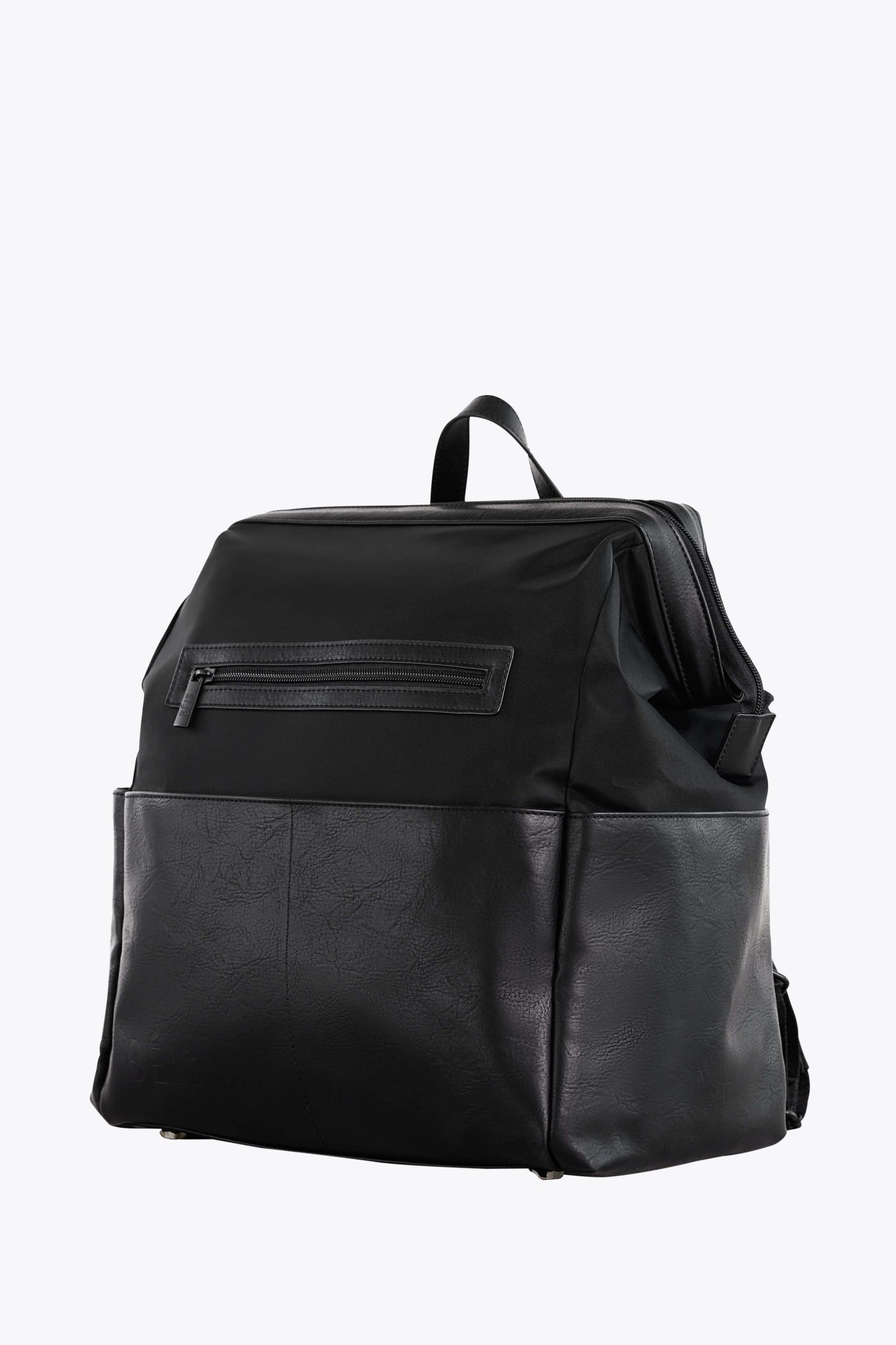Beis_DiaperBackpack_Black_1595_ee01ebd1-766a-4878-b82f-eb5d0548e153.jpg