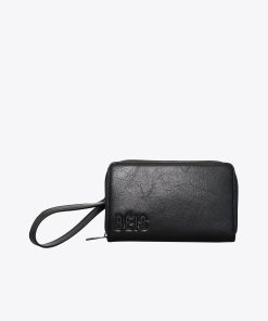 The Travel Wallet in Black