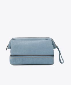 Gap x BÉIS The Dopp Kit in Denim Blue